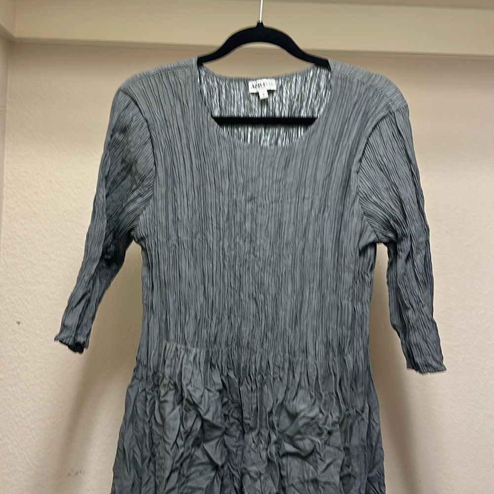 Satin crinkle easy dress.